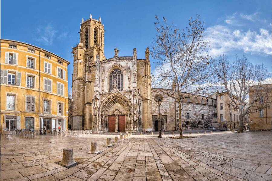 Catedral del Santo Salvador en Aix-en-Provence, Francia.