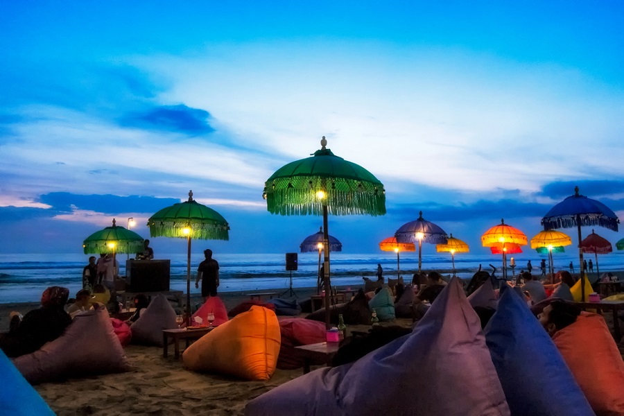 Seminyak es una de las mejores playas de Bali para disfrutar de atardeceres