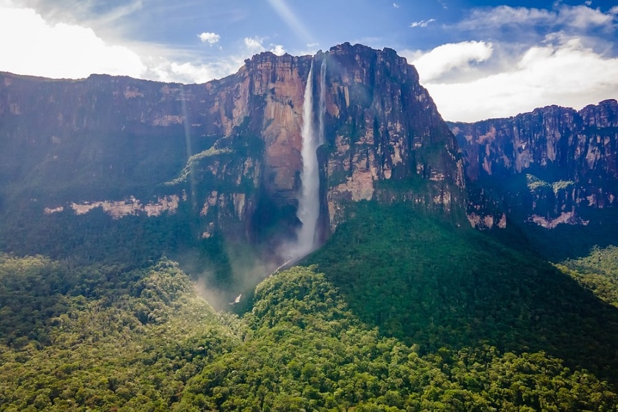 Cascada Salto Ángel en Venezuela