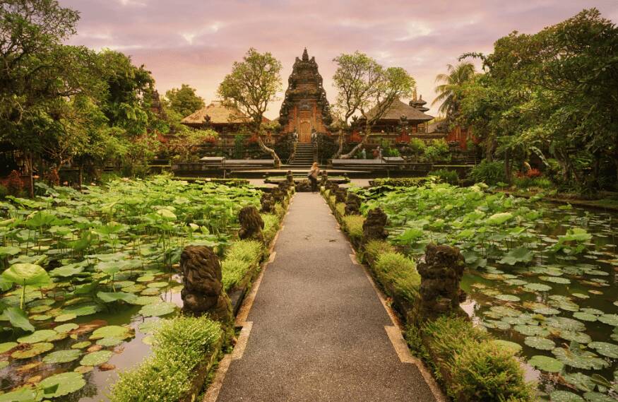 Templo Saraswati en Ubud, visitar en Bali