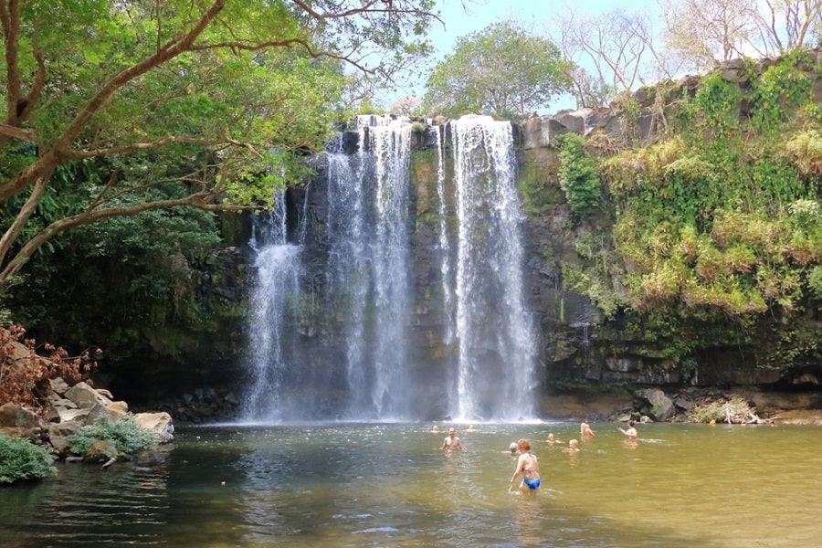 Catarata Llanos de Cortés, Costa Rica