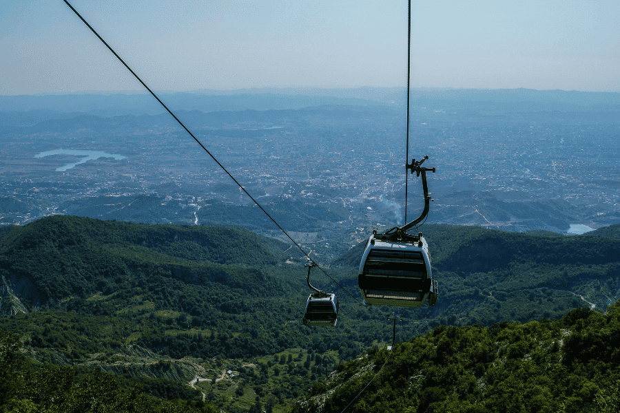 Teleférico en el Monte Dajti