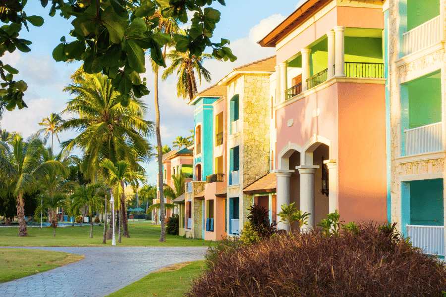 casas coloridas en Republica Dominicana