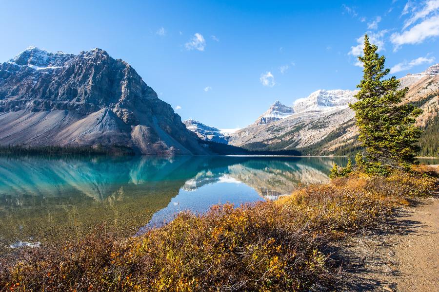 Lago en Canadá durante el verano