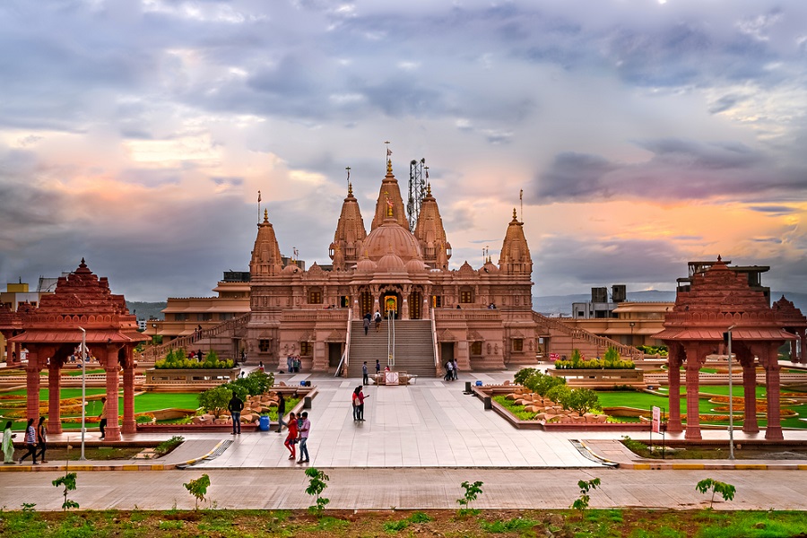 Shree Swaminarayan Mandir, Ambe Gaon en la ciudad de Pune.