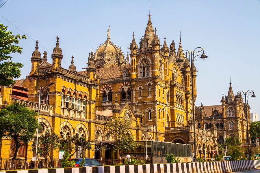 Chhatrapati Shivaji Maharaj Terminus en la India.