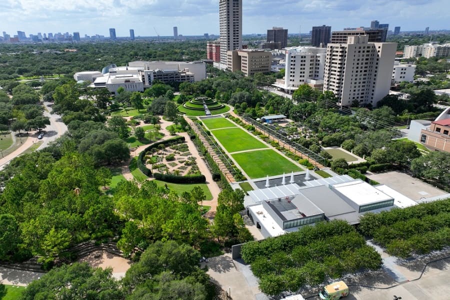 Jardín del centenario del McGovern en el parque Hermann