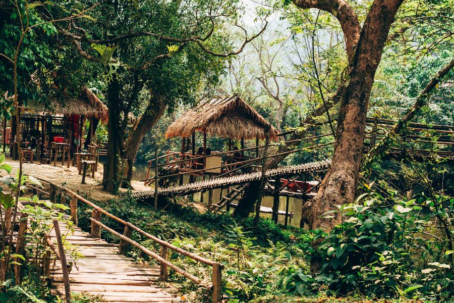 Muang Ngoi Neua, Laos