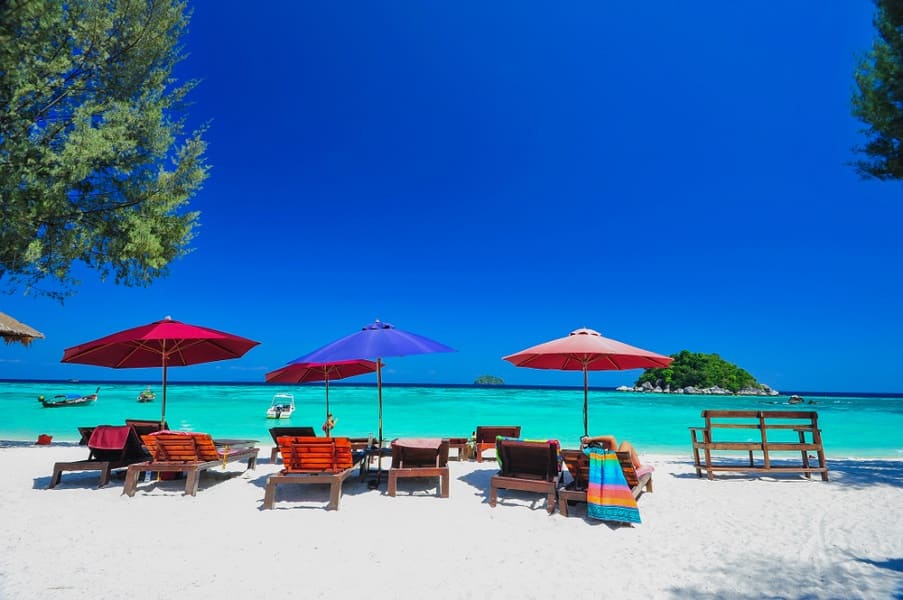 Playa de Sunrise Beach en Koh Lipe, Tailandia